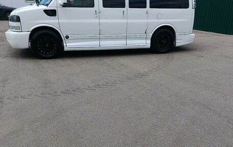 GMC Savana I, 2010 год, 3 450 000 рублей, 3 фотография