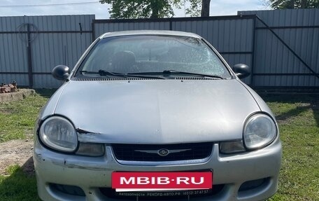 Chrysler Neon II, 2001 год, 250 000 рублей, 2 фотография