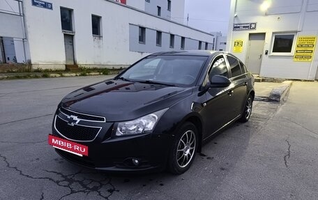 Chevrolet Cruze II, 2011 год, 780 000 рублей, 8 фотография