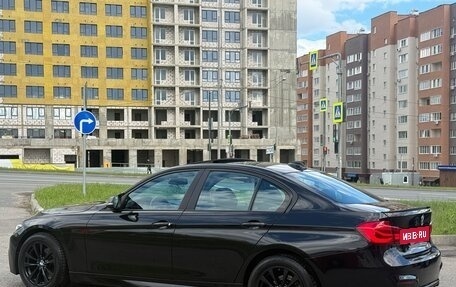 BMW 3 серия, 2017 год, 2 390 000 рублей, 14 фотография