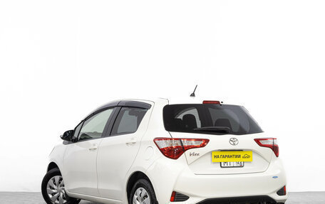 Toyota Vitz, 2017 год, 949 000 рублей, 7 фотография