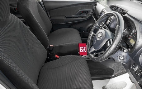 Toyota Vitz, 2017 год, 949 000 рублей, 11 фотография