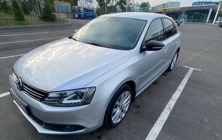 Volkswagen Jetta VI, 2014 год, 1 350 000 рублей, 23 фотография