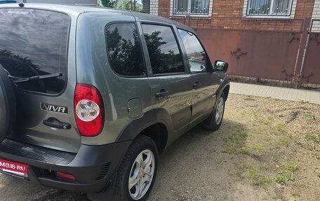 Chevrolet Niva I рестайлинг, 2015 год, 650 000 рублей, 5 фотография