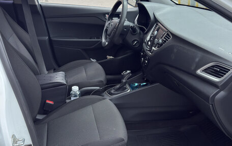 Hyundai Solaris II рестайлинг, 2020 год, 1 000 000 рублей, 8 фотография