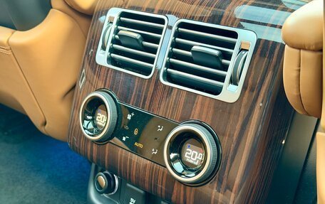 Land Rover Range Rover IV рестайлинг, 2019 год, 7 300 000 рублей, 31 фотография