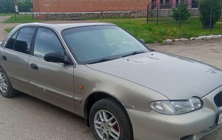 Hyundai Sonata III рестайлинг, 1998 год, 250 000 рублей, 1 фотография