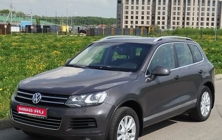 Volkswagen Touareg III, 2012 год, 2 100 000 рублей, 1 фотография