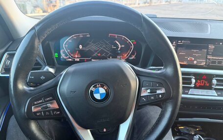 BMW 3 серия, 2021 год, 3 200 000 рублей, 13 фотография