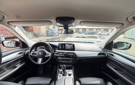 BMW 6 серия, 2018 год, 3 380 000 рублей, 2 фотография