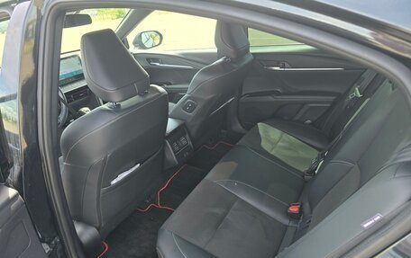Toyota Camry, 2024 год, 3 500 000 рублей, 9 фотография
