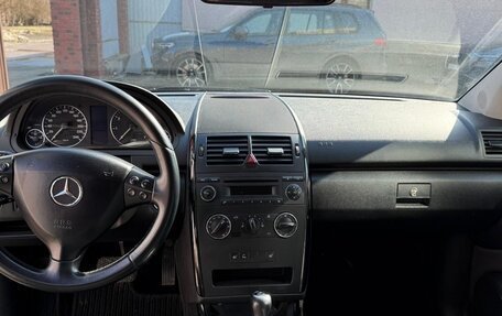Mercedes-Benz A-Класс, 2010 год, 650 000 рублей, 13 фотография