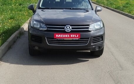 Volkswagen Touareg III, 2012 год, 2 100 000 рублей, 2 фотография