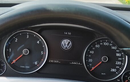 Volkswagen Touareg III, 2012 год, 2 100 000 рублей, 6 фотография