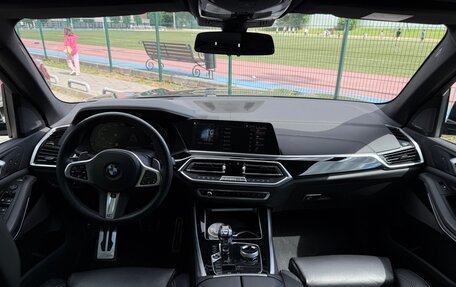 BMW X5, 2019 год, 7 700 000 рублей, 33 фотография