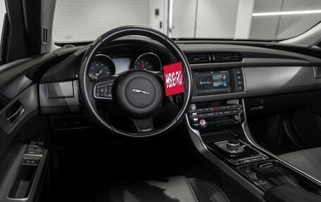 Jaguar XF II, 2016 год, 2 145 000 рублей, 7 фотография