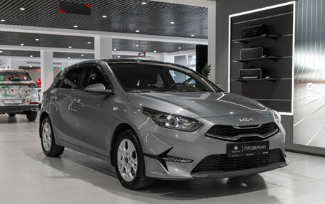 KIA cee'd III, 2022 год, 2 240 000 рублей, 2 фотография
