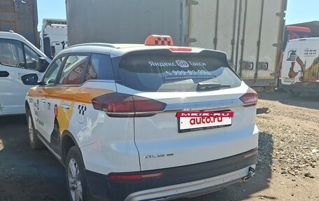Geely Atlas, 2024 год, 1 565 000 рублей, 3 фотография