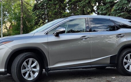 Lexus RX IV рестайлинг, 2016 год, 3 800 000 рублей, 9 фотография