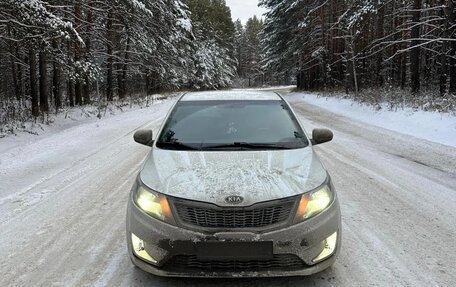 KIA Rio III рестайлинг, 2012 год, 750 000 рублей, 3 фотография