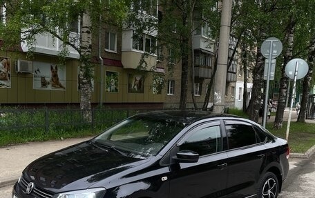 Volkswagen Polo VI (EU Market), 2012 год, 650 000 рублей, 1 фотография