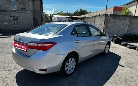 Toyota Corolla, 2013 год, 1 050 000 рублей, 10 фотография