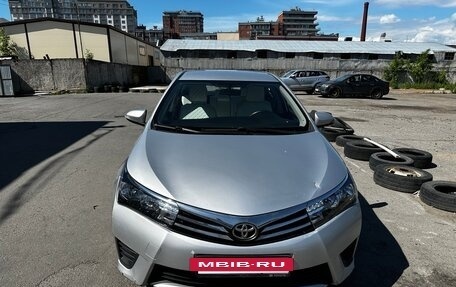 Toyota Corolla, 2013 год, 1 050 000 рублей, 13 фотография