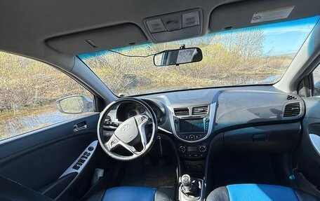 Hyundai Solaris II рестайлинг, 2013 год, 680 000 рублей, 5 фотография