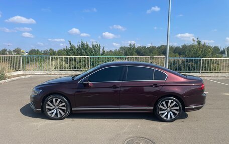 Volkswagen Passat B8 рестайлинг, 2018 год, 3 000 000 рублей, 3 фотография