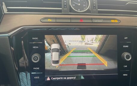 Volkswagen Passat B8 рестайлинг, 2018 год, 3 000 000 рублей, 9 фотография