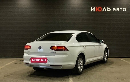 Volkswagen Passat B8 рестайлинг, 2016 год, 1 700 000 рублей, 5 фотография