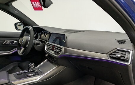 BMW 3 серия, 2019 год, 3 395 000 рублей, 12 фотография