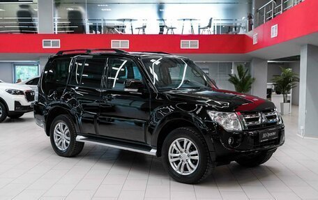 Mitsubishi Pajero IV, 2013 год, 1 850 000 рублей, 3 фотография