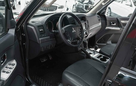 Mitsubishi Pajero IV, 2013 год, 1 850 000 рублей, 6 фотография