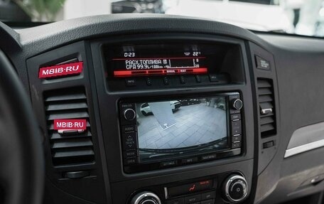 Mitsubishi Pajero IV, 2013 год, 1 850 000 рублей, 8 фотография