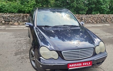 Mercedes-Benz C-Класс, 2002 год, 520 000 рублей, 2 фотография