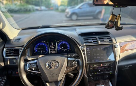 Toyota Camry, 2016 год, 2 200 000 рублей, 9 фотография