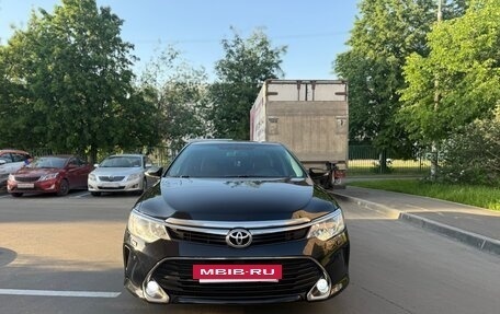 Toyota Camry, 2016 год, 2 200 000 рублей, 6 фотография
