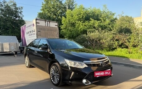 Toyota Camry, 2016 год, 2 200 000 рублей, 5 фотография