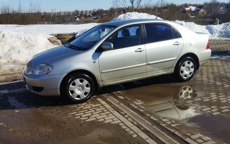 Toyota Corolla, 2004 год, 355 000 рублей, 4 фотография