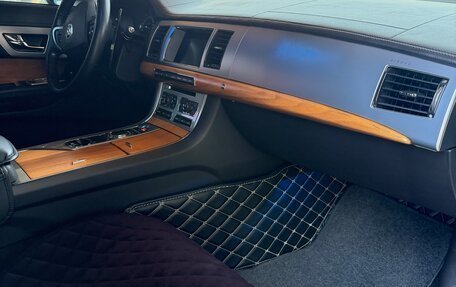 Jaguar XF I рестайлинг, 2013 год, 1 750 000 рублей, 9 фотография