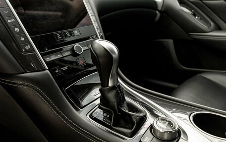 Infiniti Q50 I рестайлинг, 2015 год, 1 970 000 рублей, 27 фотография