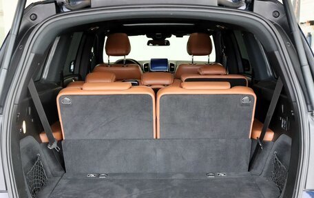 Mercedes-Benz GLS, 2018 год, 4 900 000 рублей, 28 фотография