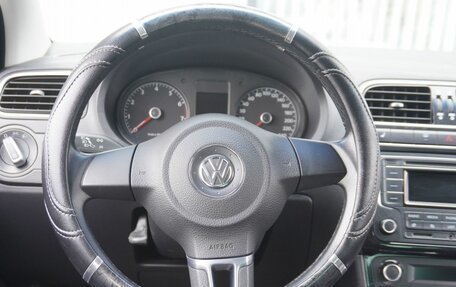 Volkswagen Polo VI (EU Market), 2014 год, 908 000 рублей, 14 фотография