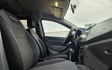 Renault Logan II, 2019 год, 1 250 000 рублей, 13 фотография