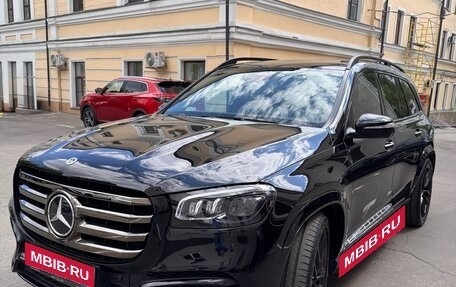 Mercedes-Benz GLS, 2024 год, 15 300 000 рублей, 1 фотография