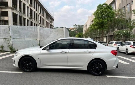 BMW 1 серия, 2022 год, 1 611 000 рублей, 5 фотография