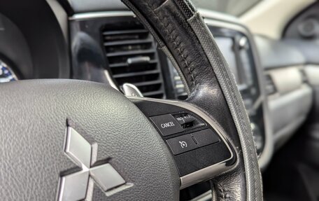 Mitsubishi Outlander III рестайлинг 3, 2014 год, 1 500 000 рублей, 20 фотография
