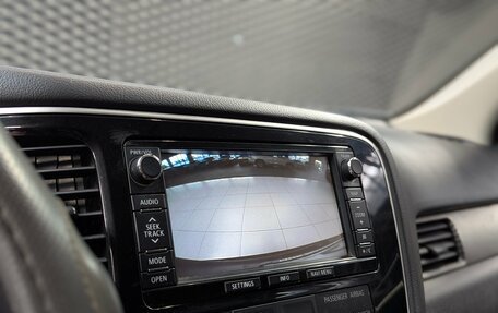 Mitsubishi Outlander III рестайлинг 3, 2014 год, 1 500 000 рублей, 22 фотография