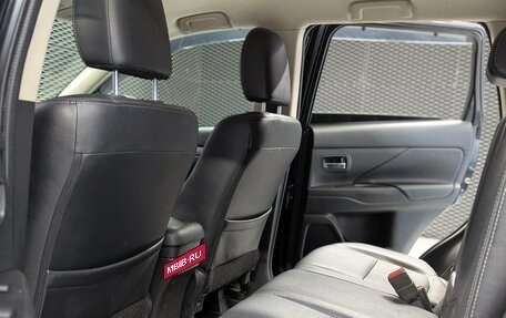 Mitsubishi Outlander III рестайлинг 3, 2014 год, 1 500 000 рублей, 28 фотография